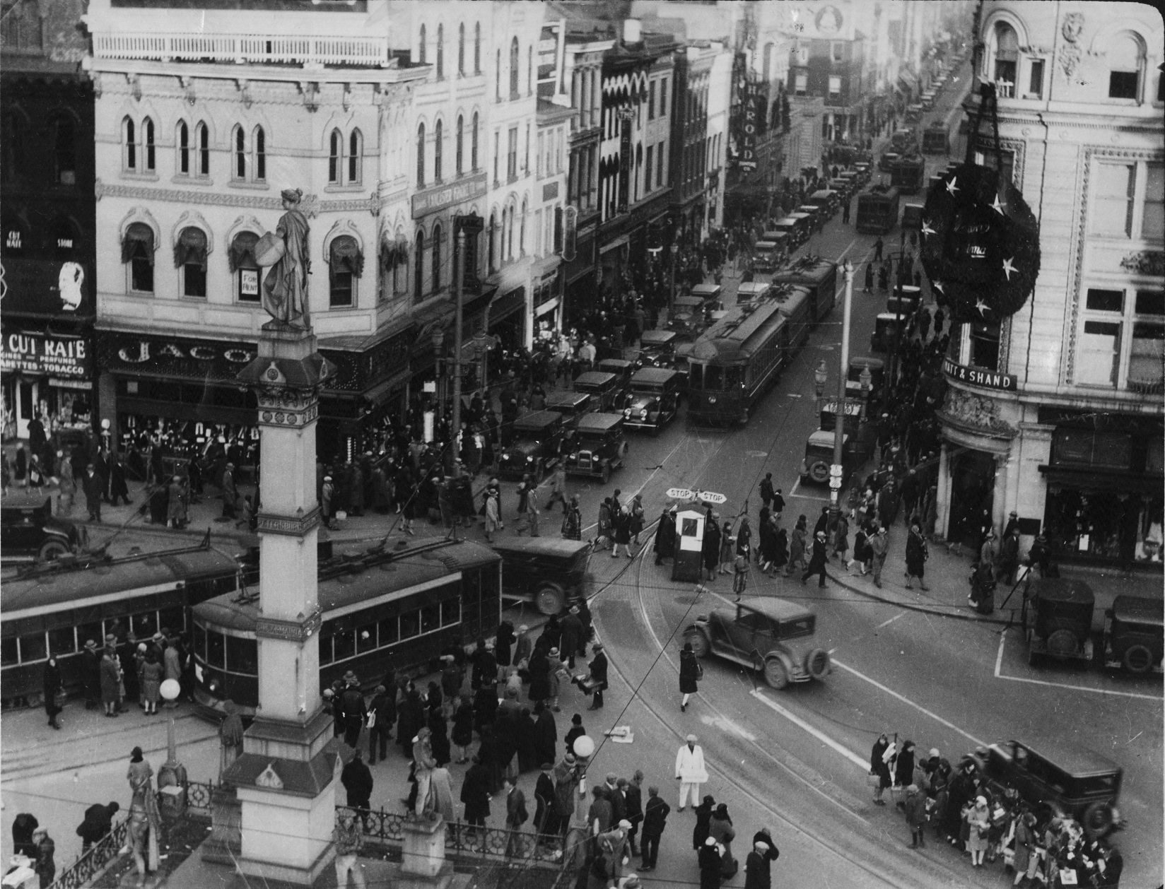 Penn Square traffic, 1925